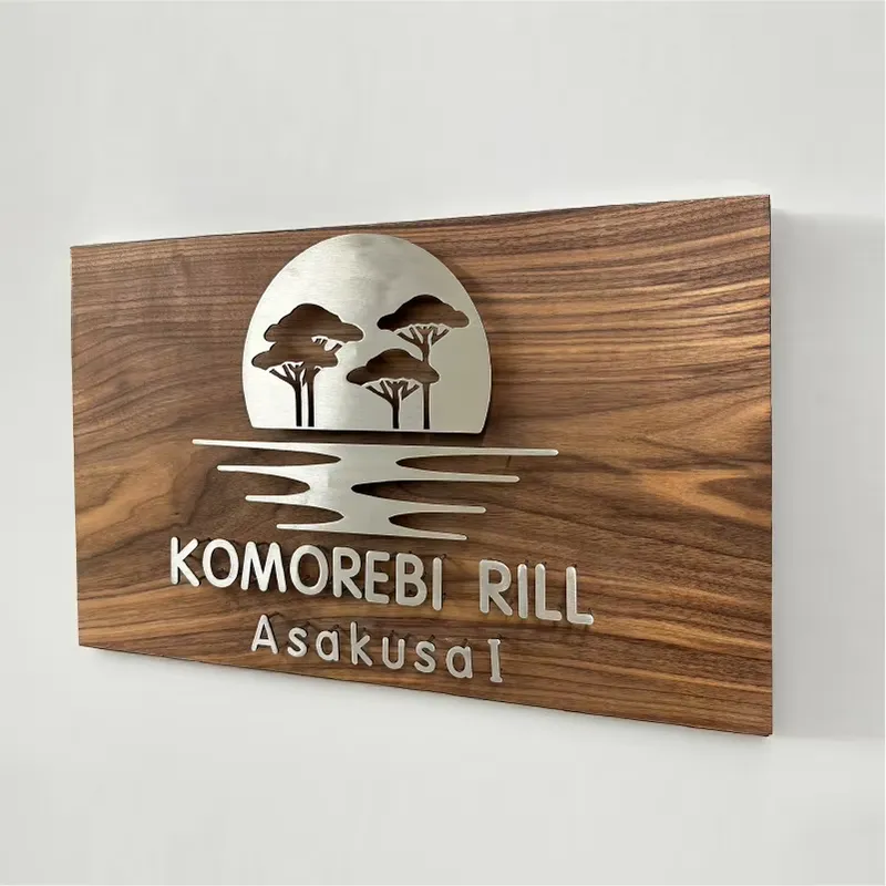Hochwertige Ladenschilder aus  – Wooden Letter Sign Bewertung und Preis